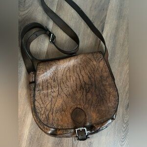 Numero 10 Handmade Italian leather artisan bag